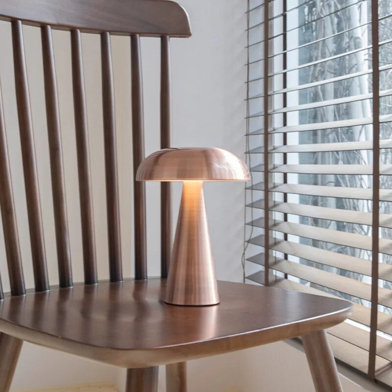 Venna Lamp