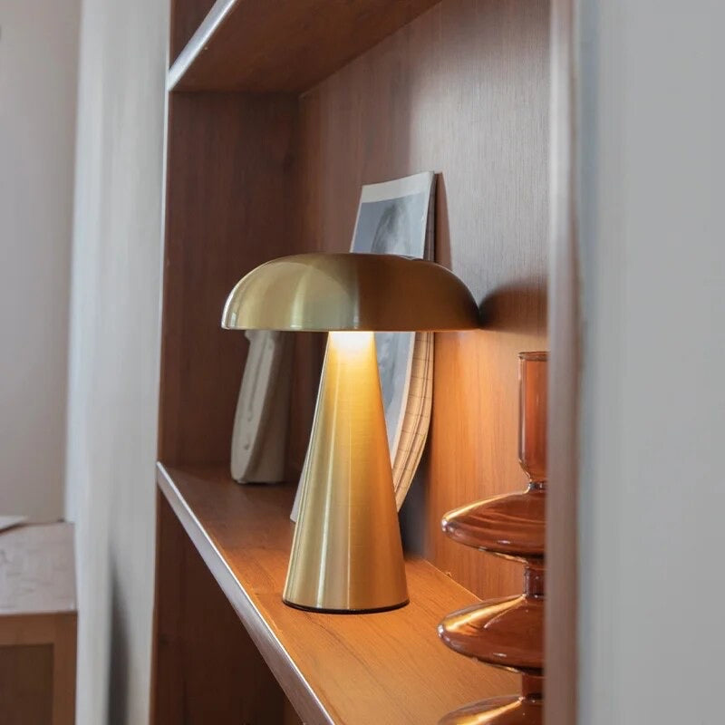 Venna Lamp