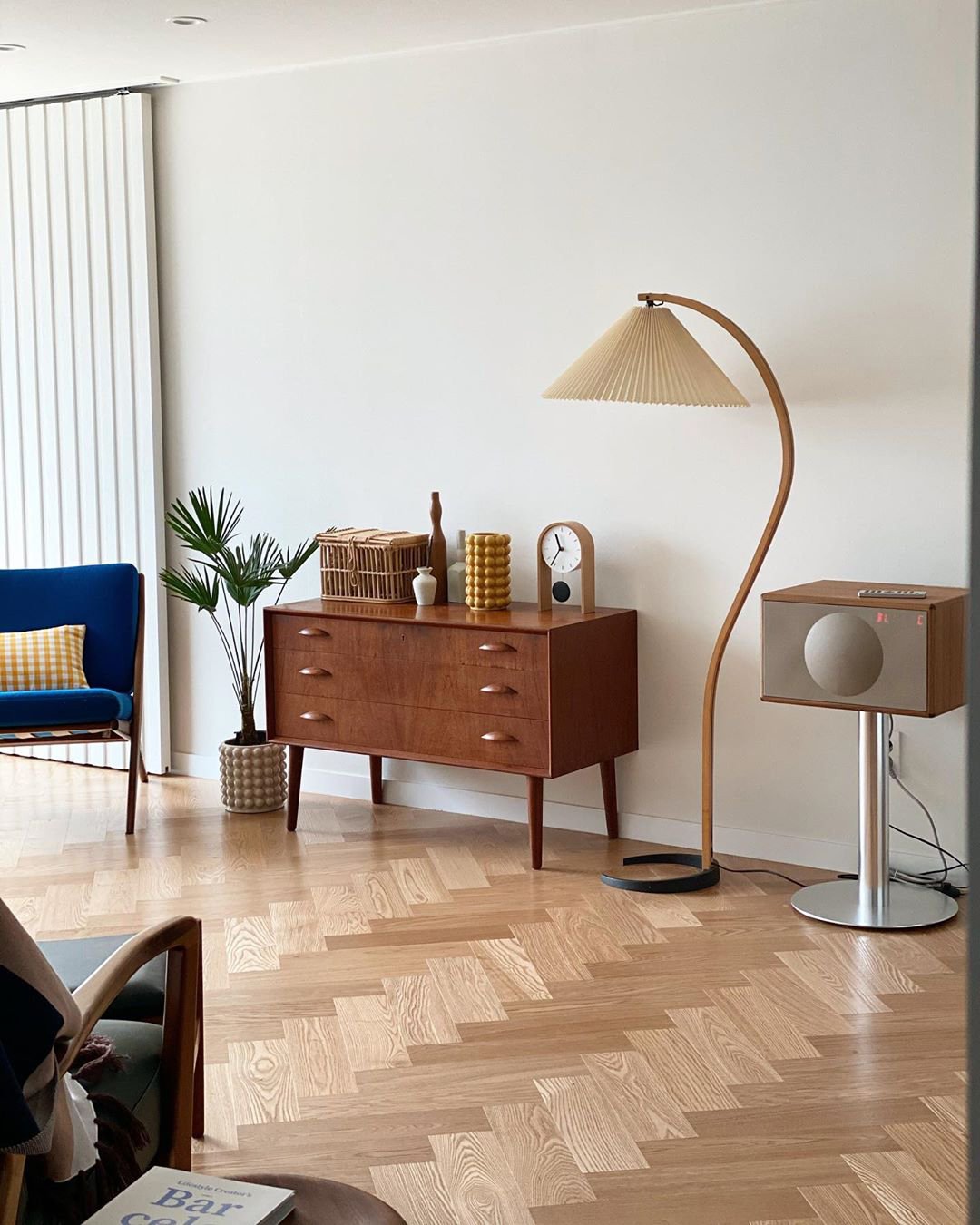 Caprani Wooden Floor Lamp