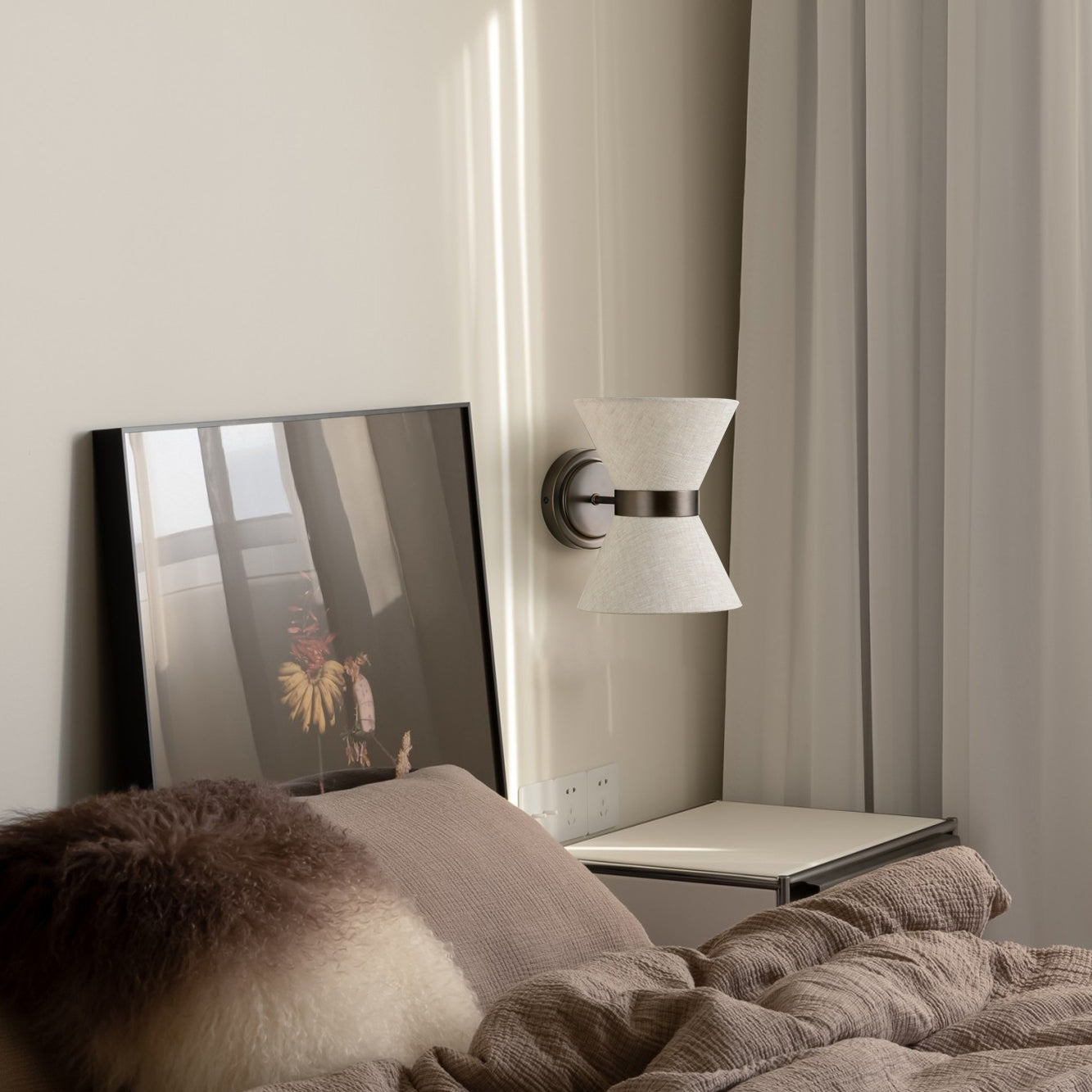 Renfrew Wall Light
