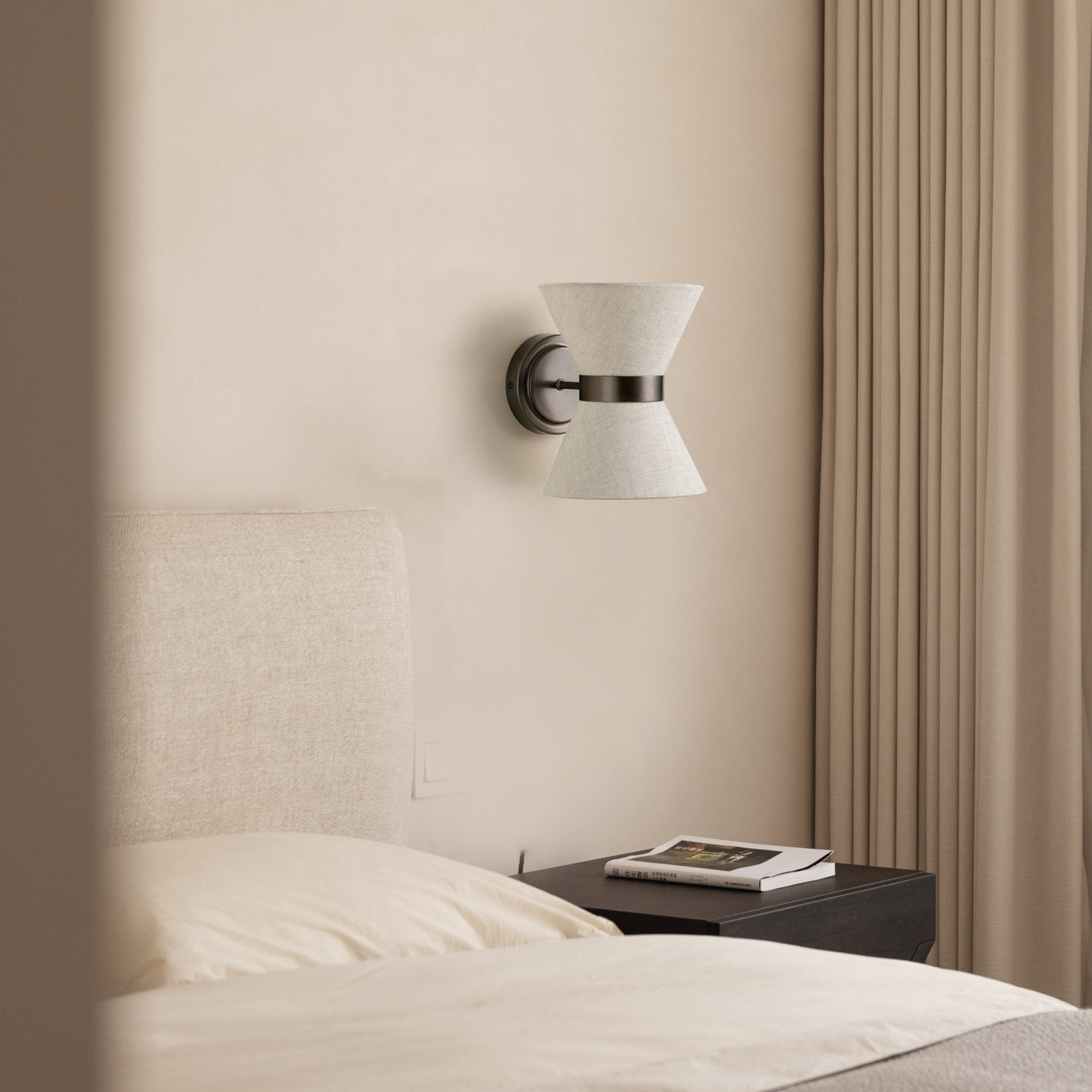 Renfrew Wall Light