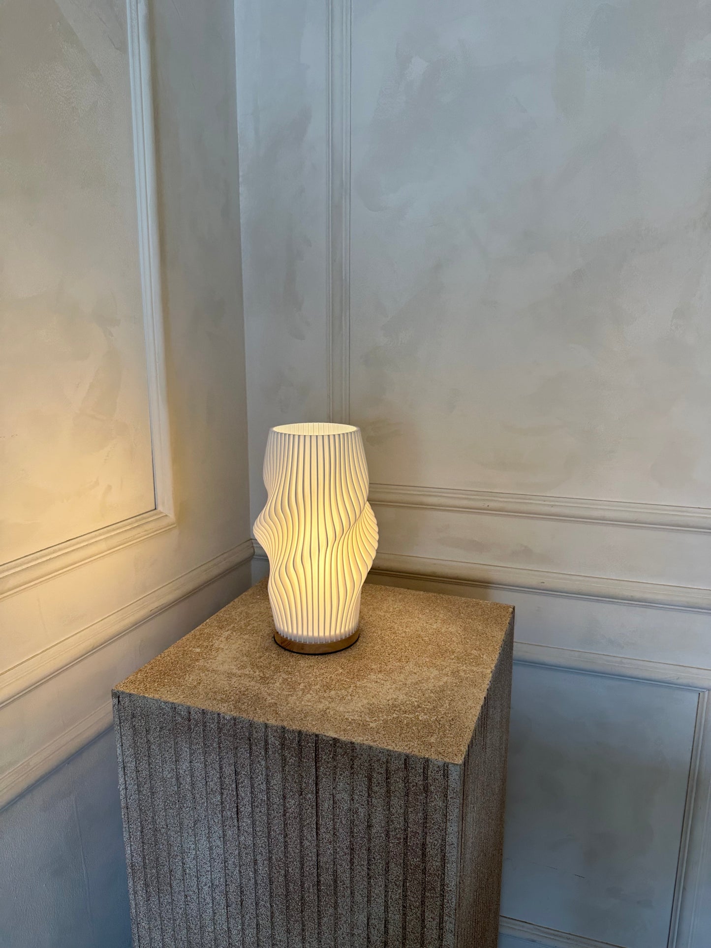 Esmée Table Lamp