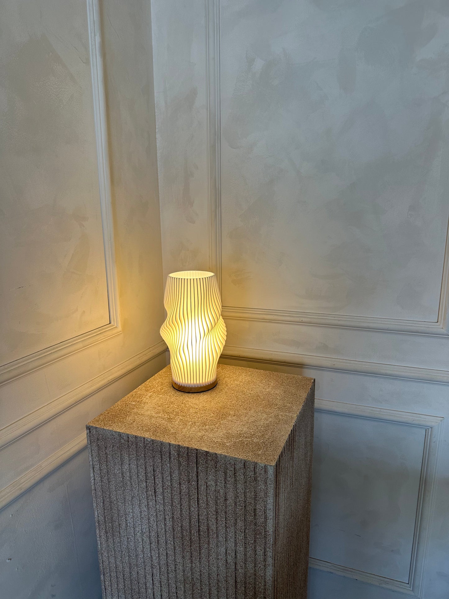 Esmée Table Lamp