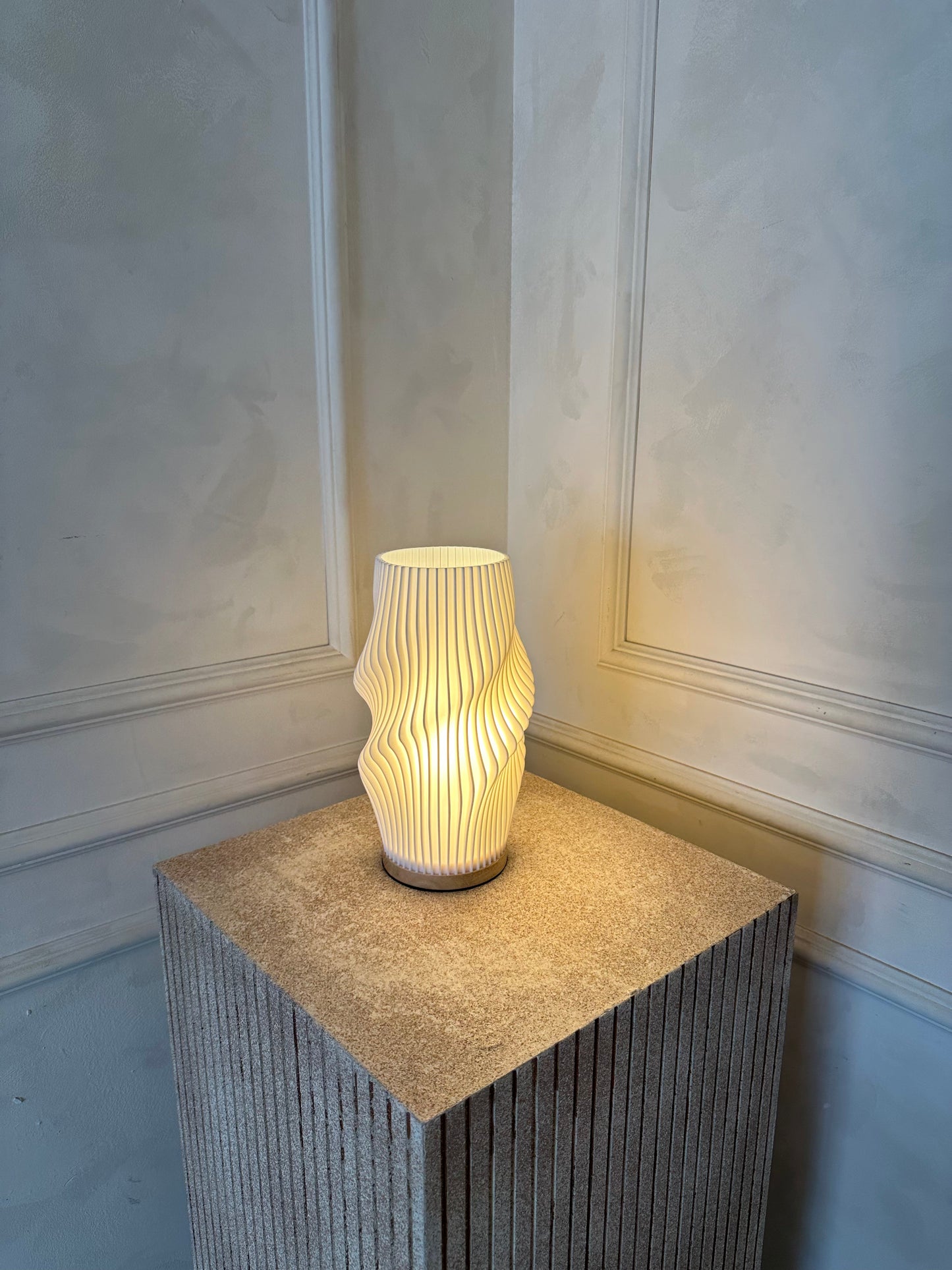Esmée Table Lamp