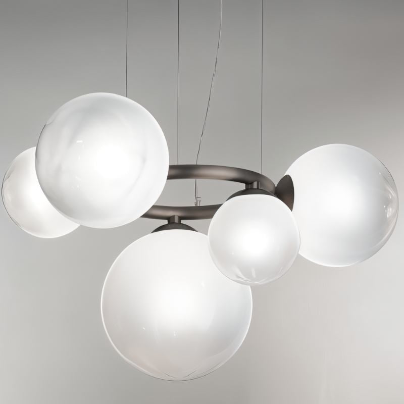 Luca Chandelier