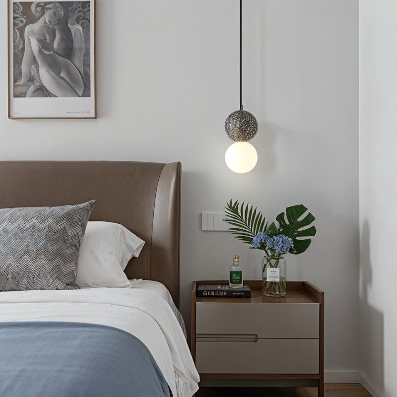 Joie Pendant Light
