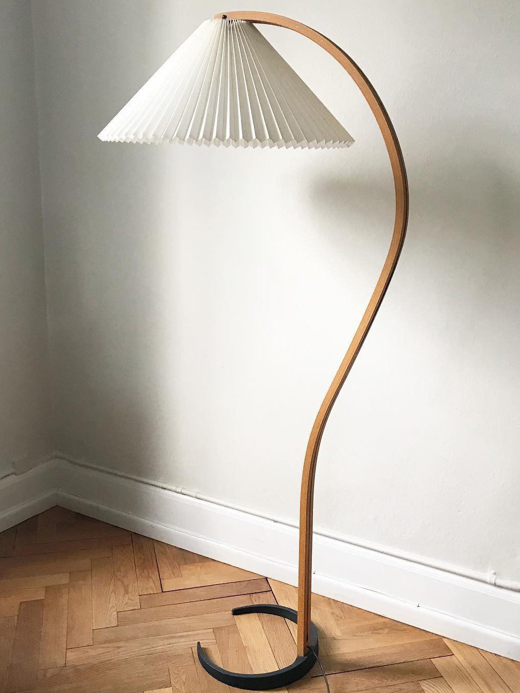 Caprani Wooden Floor Lamp