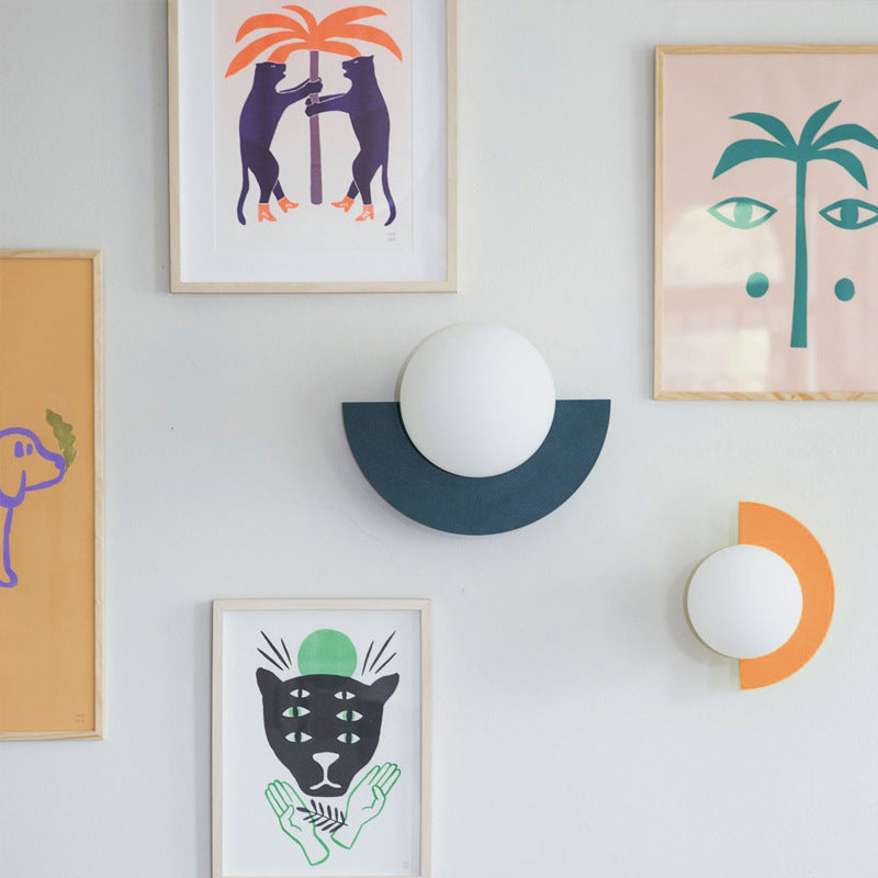 Half Moon Wall Lamp