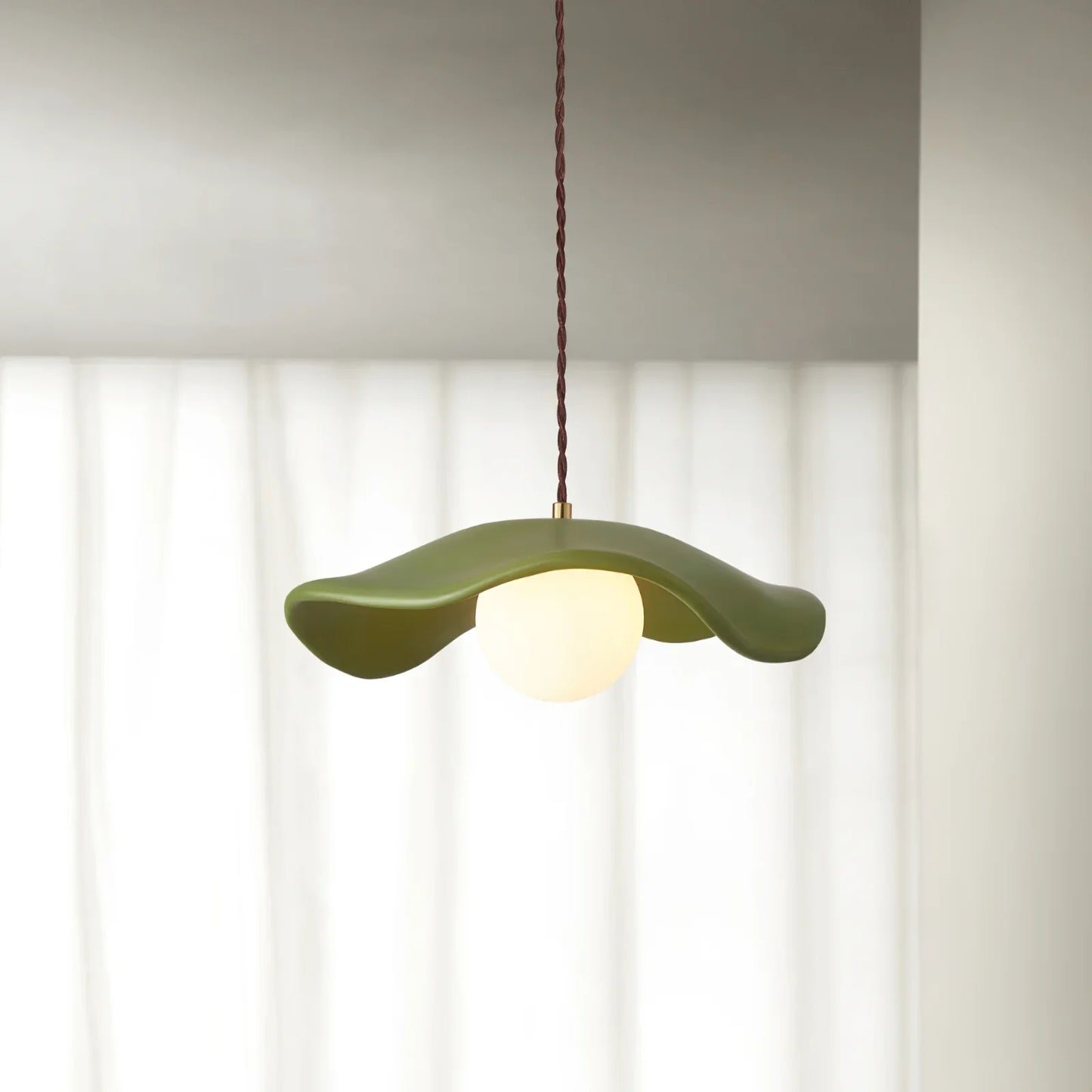 Eumi Pendant Light