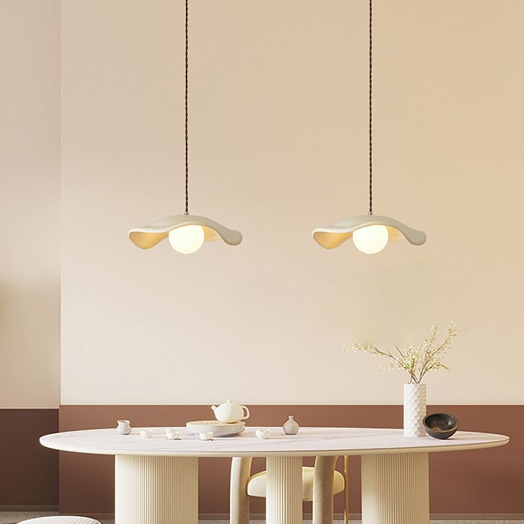 Eumi Pendant Light