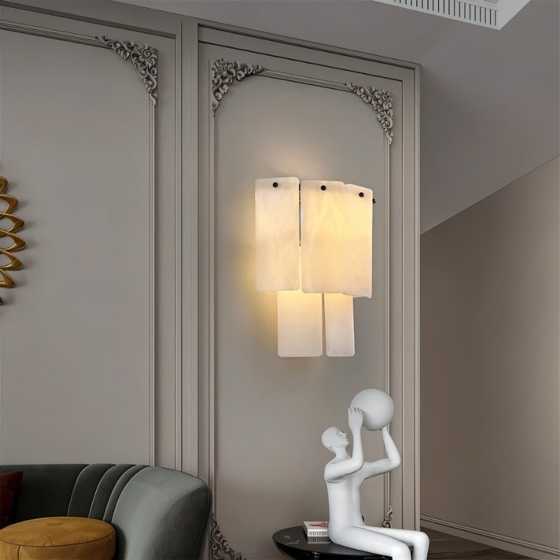 Regal Wall Lamp